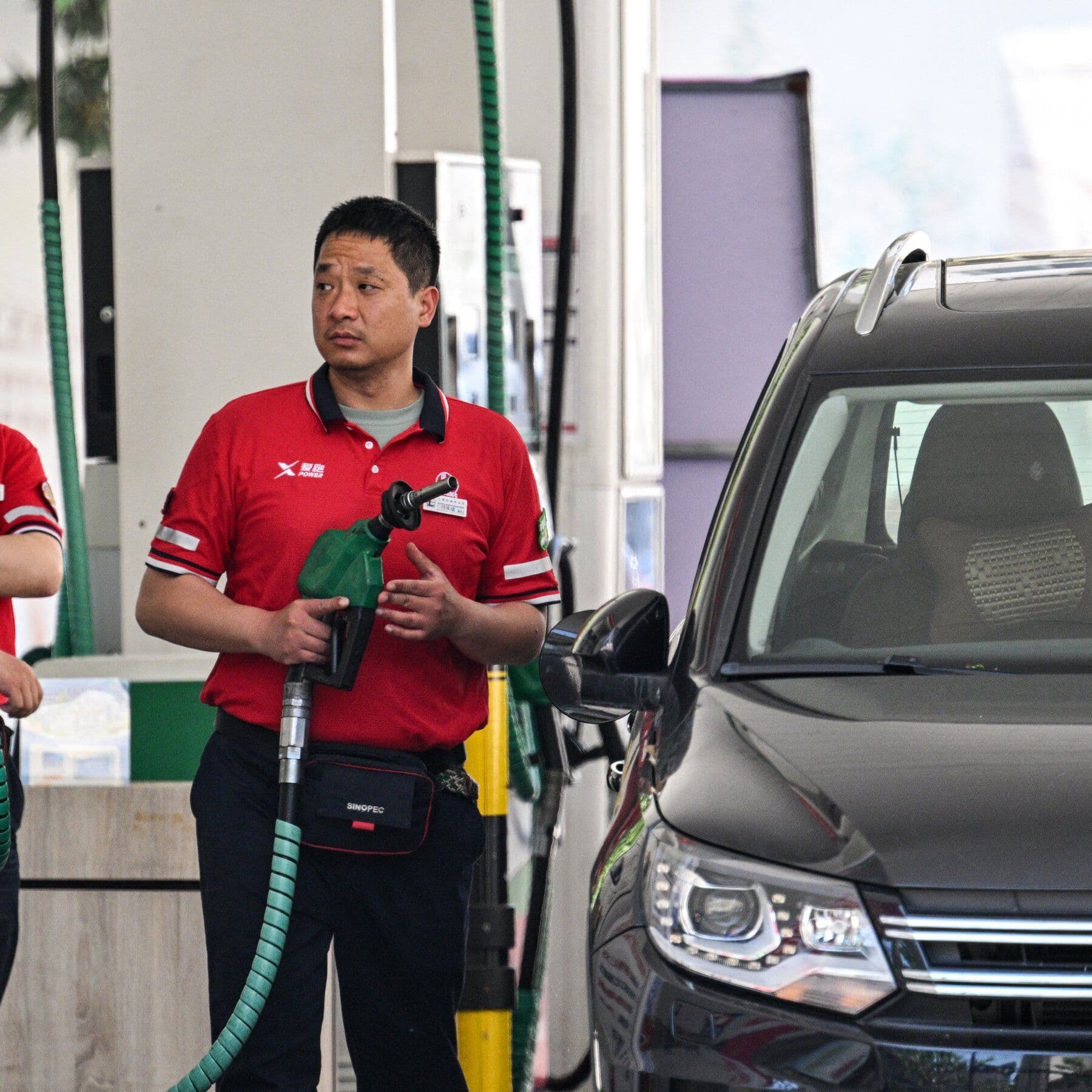 Oil Prices Rise as U.S. and Iran Test Truce With Military Strikes