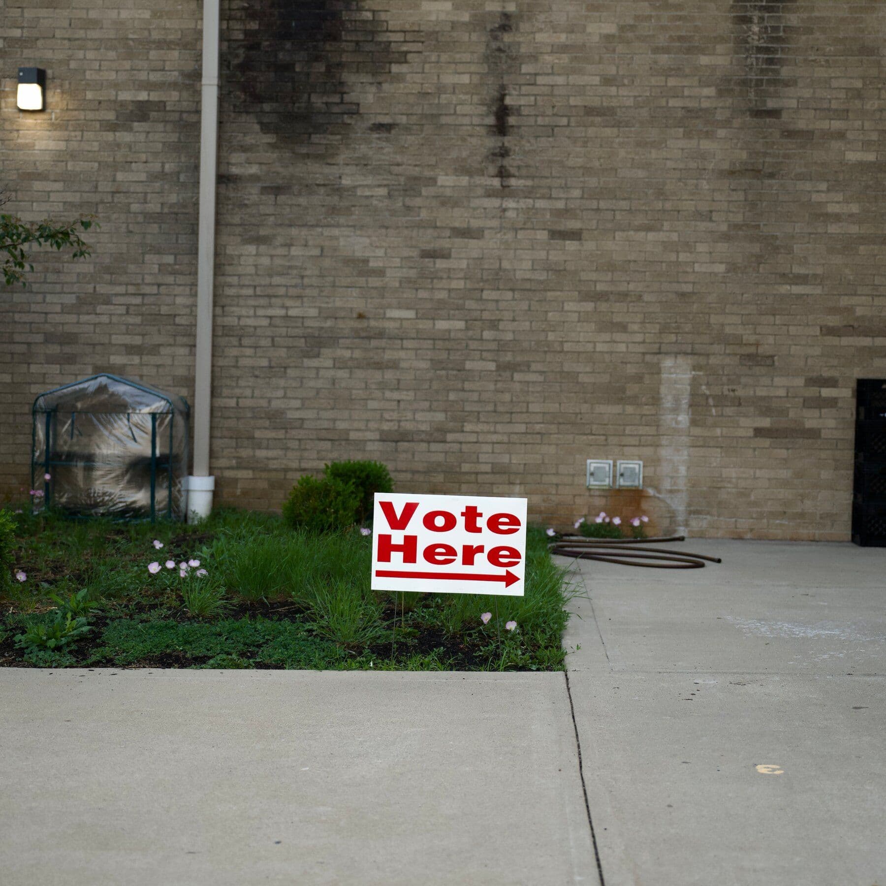 Times/Siena Poll: 43% of Voters Dissatisfied With Both Parties