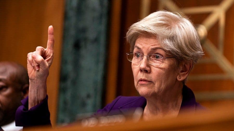 Warren draws 'parallels' between AI 'bubble' and financial crisis